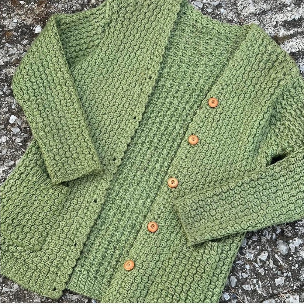 Green Knit Vintage Cardigan with Wooden Buttons